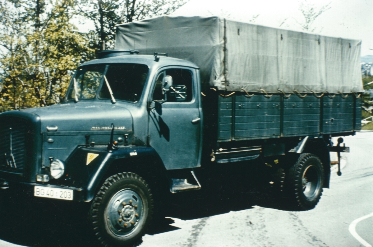 Mittlerer LKW Magirus