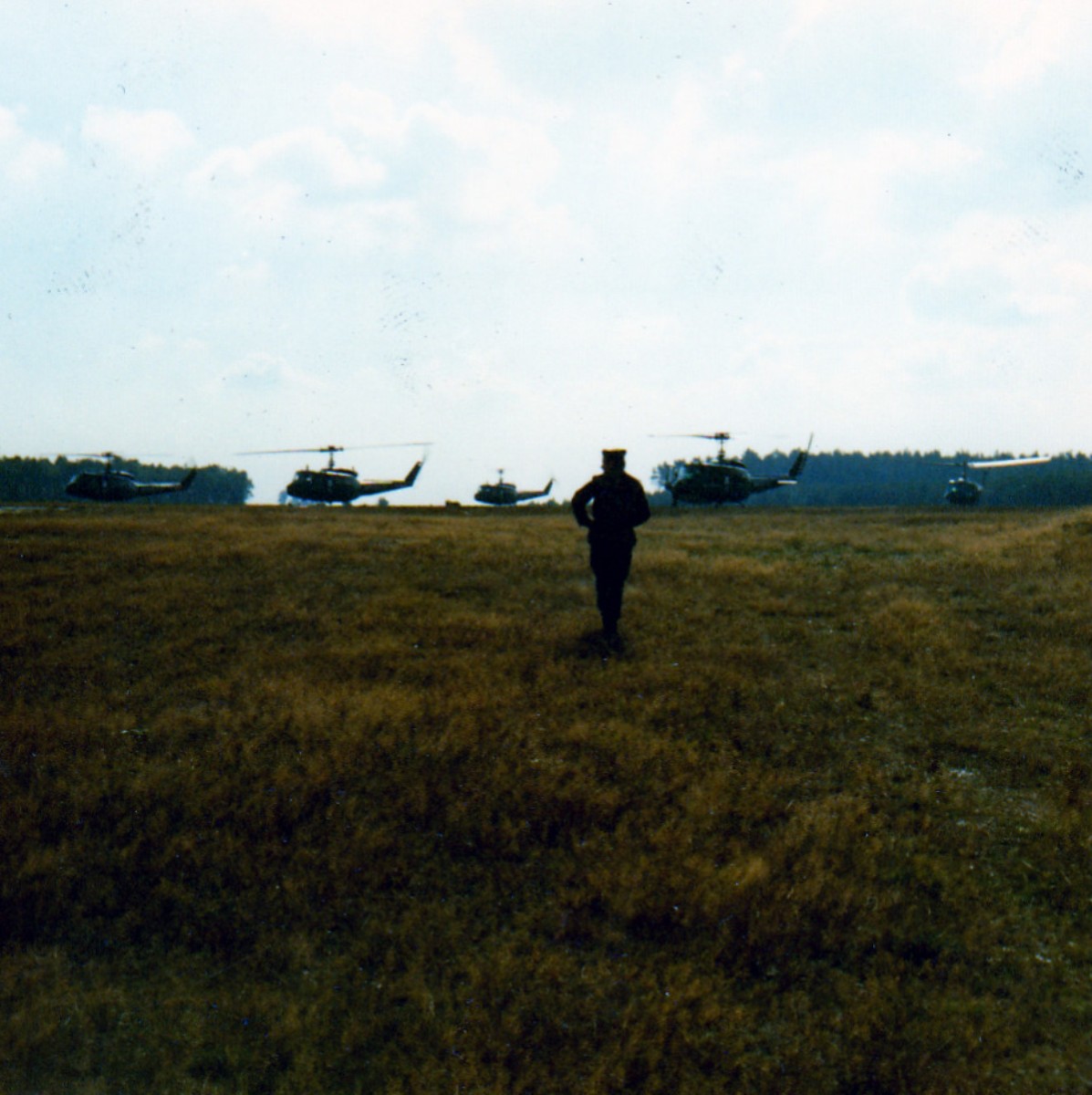 Übung Heckenrose - Landung von Bell UH-1D